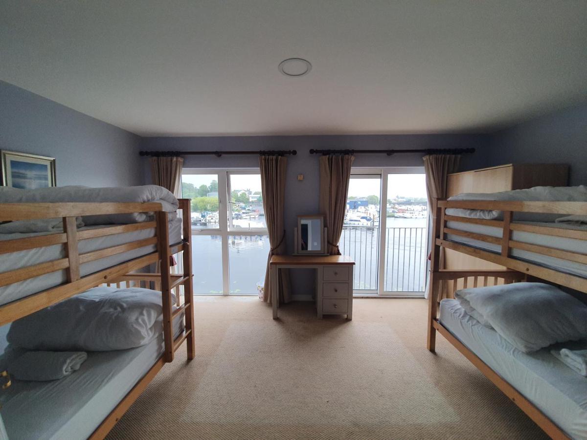 Five Bedroom Waterfront House Carrick on Shannon Dış mekan fotoğraf