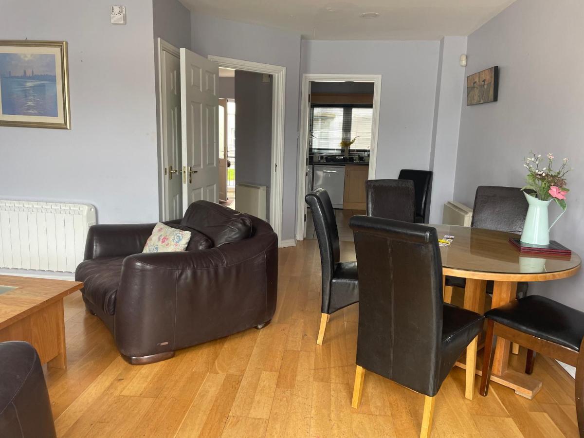 Five Bedroom Waterfront House Carrick on Shannon Dış mekan fotoğraf